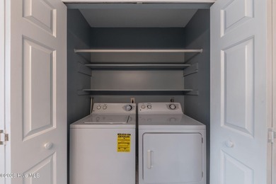 Welcome to easy living in this comfortable 1800 square foot on Deercroft Golf and Country Club in North Carolina - for sale on GolfHomes.com, golf home, golf lot