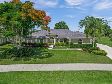 WELCOME TO LAUREL OAK ESTATES & COUNTRY CLUB, ONE OF THE MOST on Laurel Oak Country Club in Florida - for sale on GolfHomes.com, golf home, golf lot