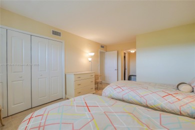 BEAUTIFUL CHARMING 2/2 CONDO WITH PEACEFUL VIEW OF THE LAKE on Palm-Aire Country Club and Resort - Palms in Florida - for sale on GolfHomes.com, golf home, golf lot