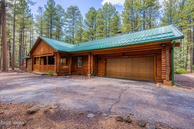 Pinetop Country Club stunning log cabin designed for comfort on Pinetop Lakes Country Club in Arizona - for sale on GolfHomes.com, golf home, golf lot