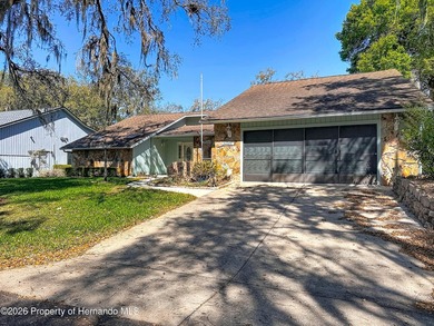 ONE OR MORE PHOTOS ARE VIRTUALLY STAGED. Welcome to your dream on  in Florida - for sale on GolfHomes.com, golf home, golf lot