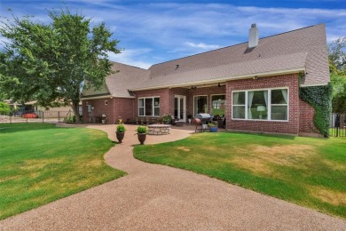BRAND NEW ROOF!!!  You're Going to Love This One!
Step into on Pecan Plantation Country Club in Texas - for sale on GolfHomes.com, golf home, golf lot