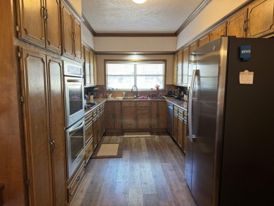 In the heart of RAYBURN COUNTRY, sits this beautiful custom golf on Rayburn Country Club in Texas - for sale on GolfHomes.com, golf home, golf lot