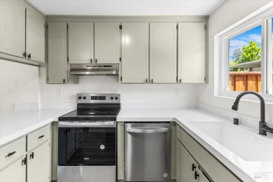 Welcome to this beautifully updated 2-bedroom, 1.5-bath townhome on Foxtail Golf Club in California - for sale on GolfHomes.com, golf home, golf lot