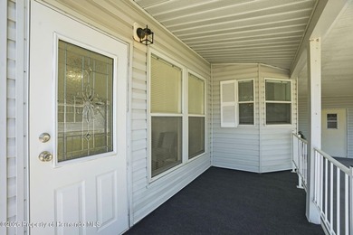 LIVE THE FLORIDA LIFESTYLE you have been dreaming of in this on Brookridge Country Club in Florida - for sale on GolfHomes.com, golf home, golf lot