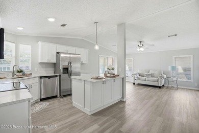 LIVE THE FLORIDA LIFESTYLE you have been dreaming of in this on Brookridge Country Club in Florida - for sale on GolfHomes.com, golf home, golf lot