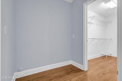 Welcome to this beautifully maintained and freshly painted on Greenbriar Woodlands in New Jersey - for sale on GolfHomes.com, golf home, golf lot