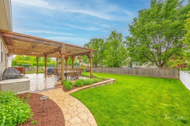 Welcome home to 725 Delacourte! Enjoy the best of Bolingbrook on Bolingbrook Golf Club in Illinois - for sale on GolfHomes.com, golf home, golf lot