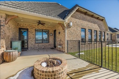 Exquisite home on the beautiful Tascosa Golf Course between on Tascosa Country Club in Texas - for sale on GolfHomes.com, golf home, golf lot