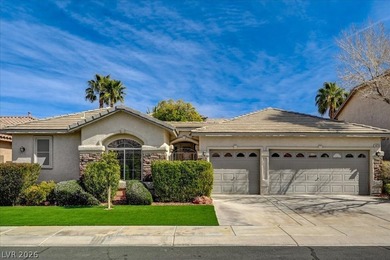 Well-loved one-story home in the guard-gated golf community of on Rhodes Ranch Golf Club in Nevada - for sale on GolfHomes.com, golf home, golf lot