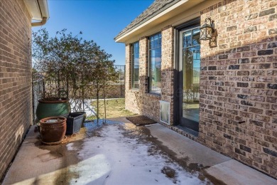 Exquisite home on the beautiful Tascosa Golf Course between on Tascosa Country Club in Texas - for sale on GolfHomes.com, golf home, golf lot