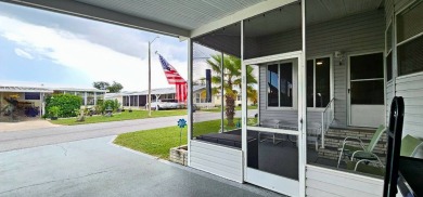 MODERN, Stunning 2 bedroom 2 bath home in 55 + Resort style on Zephyrhills Municipal Golf Course in Florida - for sale on GolfHomes.com, golf home, golf lot