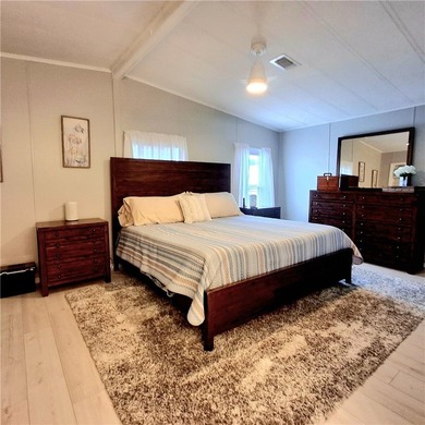 Meticulously maintained home in Barefoot Bay. 2BD/2BA fully on Barefoot Bay Golf Course in Florida - for sale on GolfHomes.com, golf home, golf lot