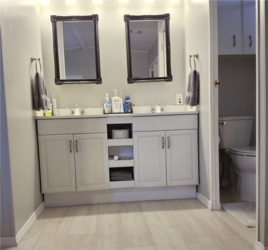 Meticulously maintained home in Barefoot Bay. 2BD/2BA fully on Barefoot Bay Golf Course in Florida - for sale on GolfHomes.com, golf home, golf lot