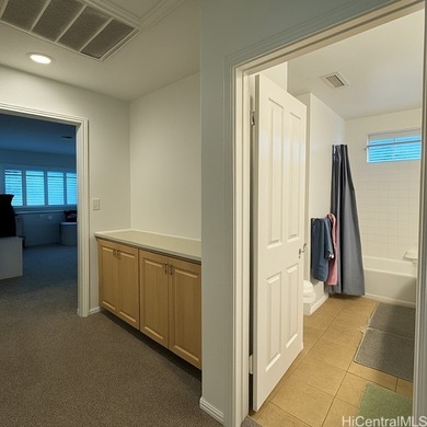 Wonderfully spacious 4 bed, 2.5 bath single family home in Ocean on Hoakalei Country Club At Ocean Pointe in Hawaii - for sale on GolfHomes.com, golf home, golf lot