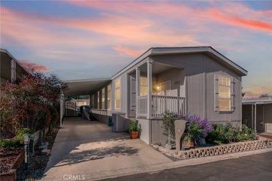 This beautifully maintained 2019 manufactured home blends modern on Chalk Mountain Golf Course in California - for sale on GolfHomes.com, golf home, golf lot