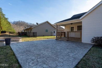 ***OPEN HOUSE- Sunday, February 9th from 2:00-4:00*** Built in on Country Club of Bristol in Tennessee - for sale on GolfHomes.com, golf home, golf lot