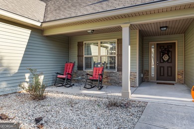 Nestled in a quiet cul-de-sac, this 3-bedroom, 2-bathroom ranch on Canongate On White Oak Golf Course in Georgia - for sale on GolfHomes.com, golf home, golf lot
