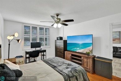 Beautiful lake view 2BR/2BA condo in Pine Island Ridge! Spacious on Pine Island Ridge Country Club in Florida - for sale on GolfHomes.com, golf home, golf lot