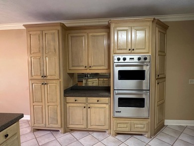 Welcome to this beautifully laid-out 2-bedroom, 2-bathroom home on Colonial Country Club Deerfield in Mississippi - for sale on GolfHomes.com, golf home, golf lot