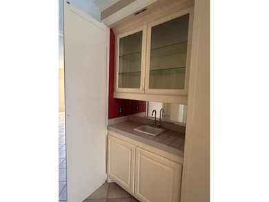 Welcome to this beautifully laid-out 2-bedroom, 2-bathroom home on Colonial Country Club Deerfield in Mississippi - for sale on GolfHomes.com, golf home, golf lot