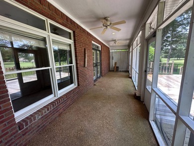Welcome to this beautifully laid-out 2-bedroom, 2-bathroom home on Colonial Country Club Deerfield in Mississippi - for sale on GolfHomes.com, golf home, golf lot