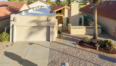 This beautiful Cimarron model with LAKE VIEW is located in the on Sun Lakes Country Club in Arizona - for sale on GolfHomes.com, golf home, golf lot