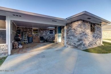 Beautifully Updated Home on the 14th Fairway in Millbrook on Millbrook Country Club in Mississippi - for sale on GolfHomes.com, golf home, golf lot