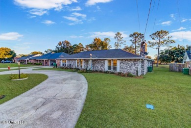 Beautifully Updated Home on the 14th Fairway in Millbrook on Millbrook Country Club in Mississippi - for sale on GolfHomes.com, golf home, golf lot