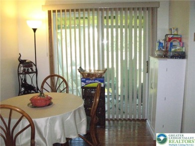 COMFORTABLE SHEPHERD HILLS TOWNHOME. There are 3 bedrooms and 1 on Shepherd Hills Golf Club in Pennsylvania - for sale on GolfHomes.com, golf home, golf lot
