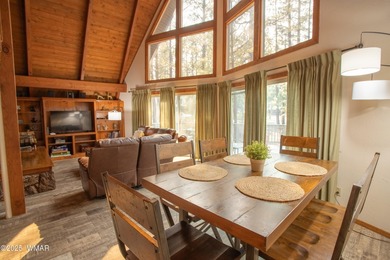 Chalet style home in Pinetop Lakes. 3 bedroom 2 bath, one car on Pinetop Lakes Country Club in Arizona - for sale on GolfHomes.com, golf home, golf lot