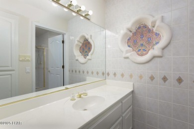 Take a look at this BEAUTIFUL home right on the Lake Havasu Golf on London Bridge Golf Course in Arizona - for sale on GolfHomes.com, golf home, golf lot