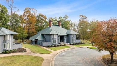 Welcome to this top-floor condo at the Kingsmill Resort, where on Kingsmill Resort and Golf Club in Virginia - for sale on GolfHomes.com, golf home, golf lot