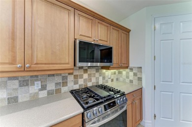 Under contract-accepting backup offers. This move in ready on Waterlefe Golf and River Club in Florida - for sale on GolfHomes.com, golf home, golf lot