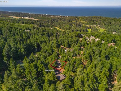 Grab a slice of Oregon Coast paradise in this stunning home on Salishan Spa and Golf Resort in Oregon - for sale on GolfHomes.com, golf home, golf lot