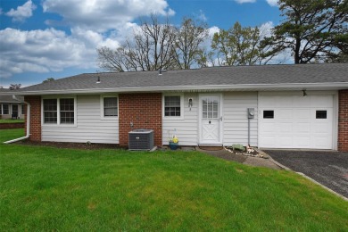 This lovely Baronet model is an end-unit with tasteful upgrades on Leisure Village Golf Course in New York - for sale on GolfHomes.com, golf home, golf lot