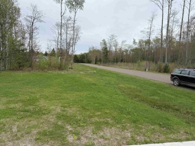 This is still like a brand new home! Seller bought in 2023 and on Portage Lake Golf Course in Michigan - for sale on GolfHomes.com, golf home, golf lot