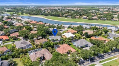 This beautifully updated 3-bed+ den home, seamlessly blends on Gateway Golf and Country Club in Florida - for sale on GolfHomes.com, golf home, golf lot