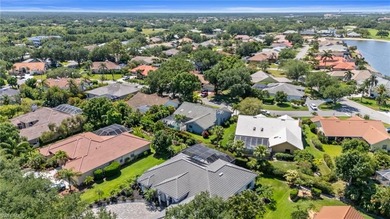 This beautifully updated 3-bed+ den home, seamlessly blends on Gateway Golf and Country Club in Florida - for sale on GolfHomes.com, golf home, golf lot