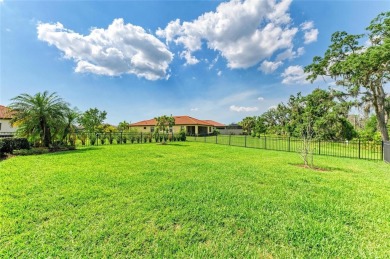 Move right in and enjoy everything Florida has to offer in this on Rosedale Golf and Tennis Club in Florida - for sale on GolfHomes.com, golf home, golf lot