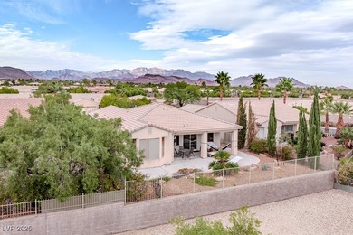Upgraded single story home in the 55+ Guard Gated Community of on Siena Golf Club in Nevada - for sale on GolfHomes.com, golf home, golf lot