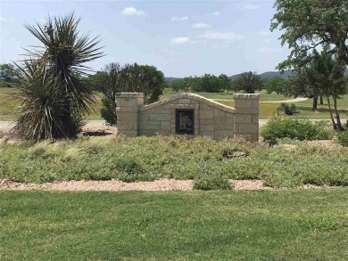 This is an amazing golf course lot on the 2nd hole of the on Legends Golf Course in Texas - for sale on GolfHomes.com, golf home, golf lot