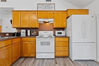 Motivated Seller offering $3500 towards the initation fee and on Holly Lake Ranch Golf Club in Texas - for sale on GolfHomes.com, golf home, golf lot