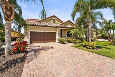 Under contract-accepting backup offers. Your dream home awaits on Rosedale Golf and Tennis Club in Florida - for sale on GolfHomes.com, golf home, golf lot