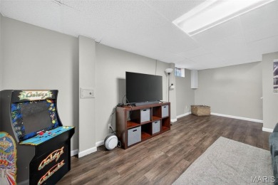 Spacious and updated 3-bedroom, 3-bath townhome with full on Lake Saint Louis Par 3 in Missouri - for sale on GolfHomes.com, golf home, golf lot