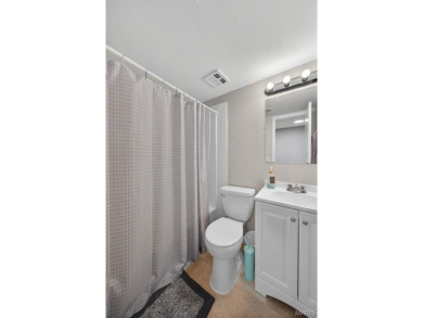 Spacious and updated 3-bedroom, 3-bath townhome with full on Lake Saint Louis Par 3 in Missouri - for sale on GolfHomes.com, golf home, golf lot