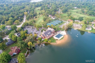 Spacious and updated 3-bedroom, 3-bath townhome with full on Lake Saint Louis Par 3 in Missouri - for sale on GolfHomes.com, golf home, golf lot