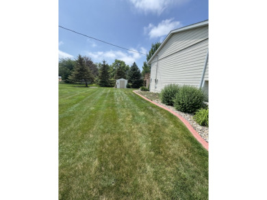 This well-kept split-level home in Winner, SD offers 1,044 sq ft on Winner Country Club in South Dakota - for sale on GolfHomes.com, golf home, golf lot