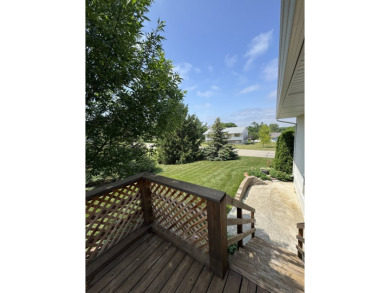 This well-kept split-level home in Winner, SD offers 1,044 sq ft on Winner Country Club in South Dakota - for sale on GolfHomes.com, golf home, golf lot