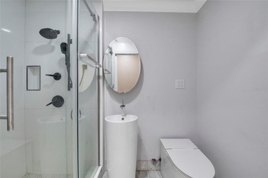 One or more photo(s) has been virtually staged. A rare find in on Windermere Country Club in Florida - for sale on GolfHomes.com, golf home, golf lot